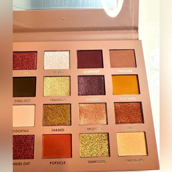 CIATE Brazilian Glow Eyeshadow Palette - Picture 3 of 3